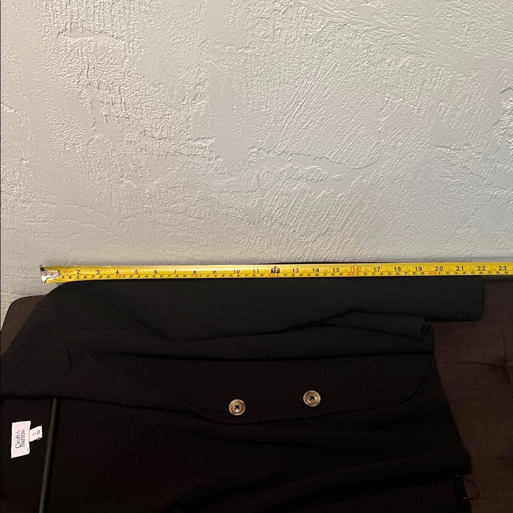 Croft & Barrow Classic Black brown button down Sweater Knit. - Picture 5 of 6